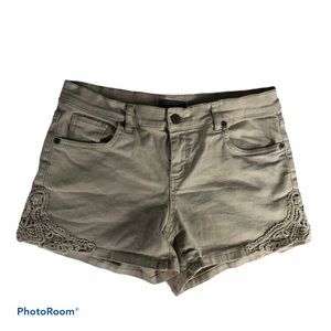New York & Company Size 4 Women’s Khaki Shorts